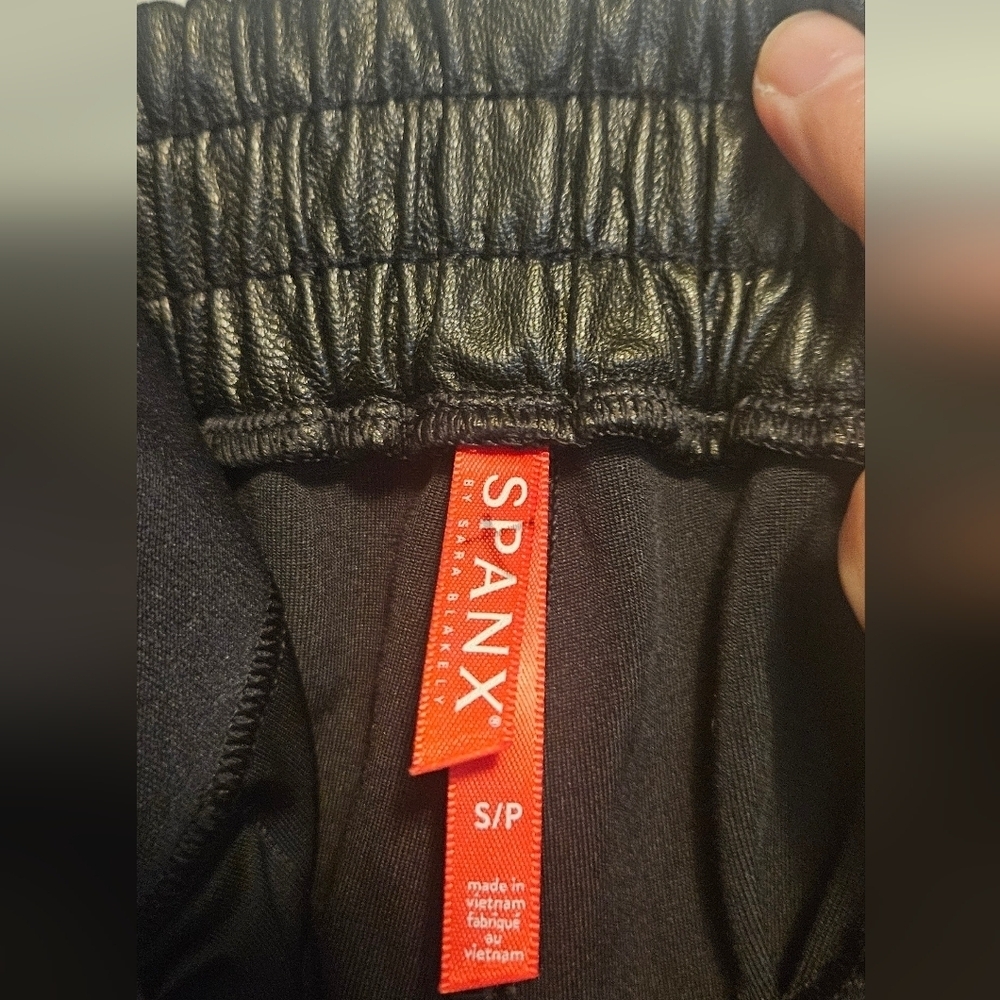 SPANX Women's Black Faux Leather Pants Size Small - Picture 5 of 7